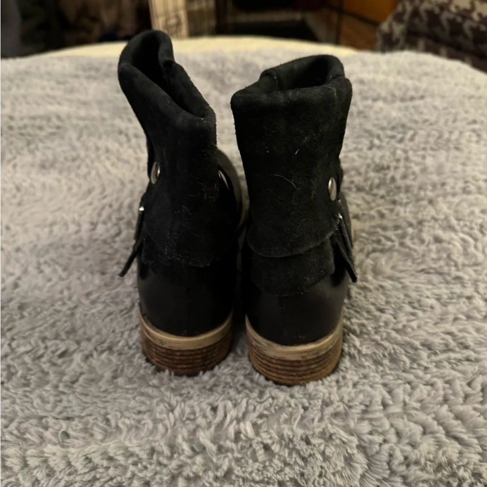 CLARKS Women’s Black Volara Sky Motorcycle Boots Size 7